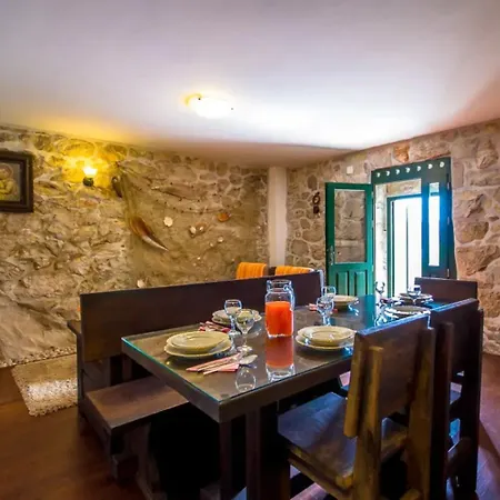 House Marija Дом отдыха Клек